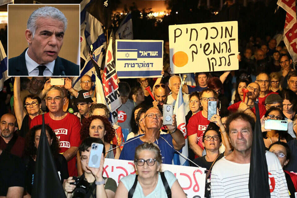 "מסכסכים ביננו". לפיד והדגלים השחורים , גדעון מרקוביץ', אורן בן חקון