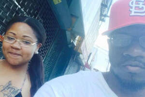 אנג'ל פריילו ואשליי ווייד. "לקחתי את התינוק ורצתי אתו החוצה" // צילום: פייסבוק 