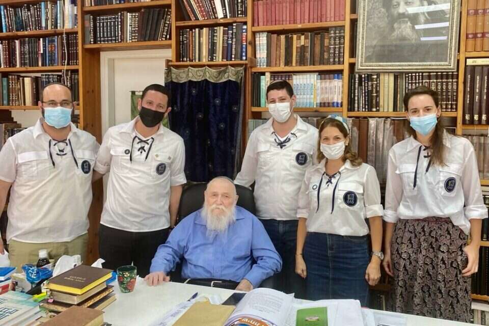 הרב דרוקמן עם אנשי תנועת בני עקיבא , דוברות בני עקיבא העולמית