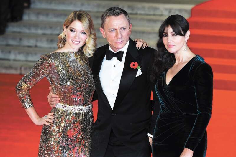 עם כוכבות הסרט מוניקה בלוצ'י (מימין) וליה סיידו. "לבזבז את התקציב על השחקנים הנכונים"  // צילום: אי.פי.איי