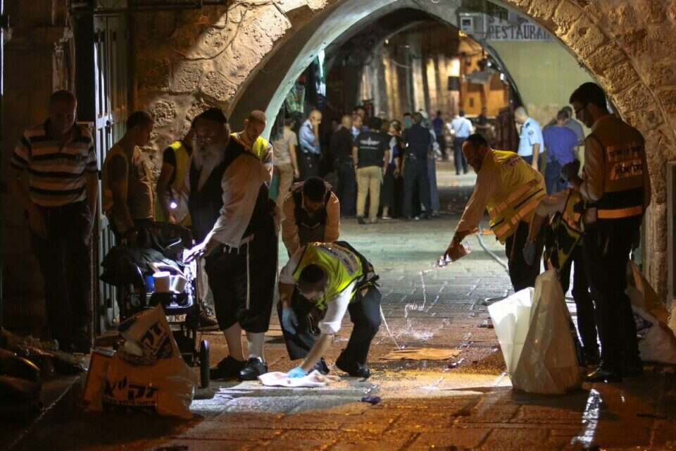 זירת הפיגוע בשער שכם בתחילת החודש // צילום: אורן בן חקון // זירת הפיגוע בשער שכם בתחילת החודש , 