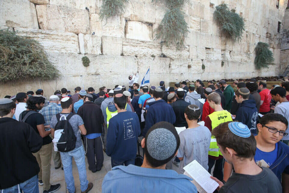 ותר ויותר בתי הספר בכל הארץ מחליטים לאחרונה לבטל או לדחות טיולים בירושלים  //  צילום: אורן בן חקון // ותר ויותר בתי הספר בכל הארץ מחליטים לאחרונה לבטל או לדחות טיולים בירושלים , 