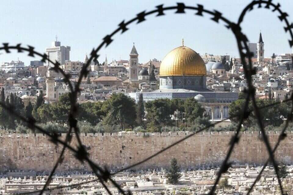 צילום: רויטרס // הפלשתינים מספרים סיפורים, והעולם מקשיב. מסגד אל-אקצה , 