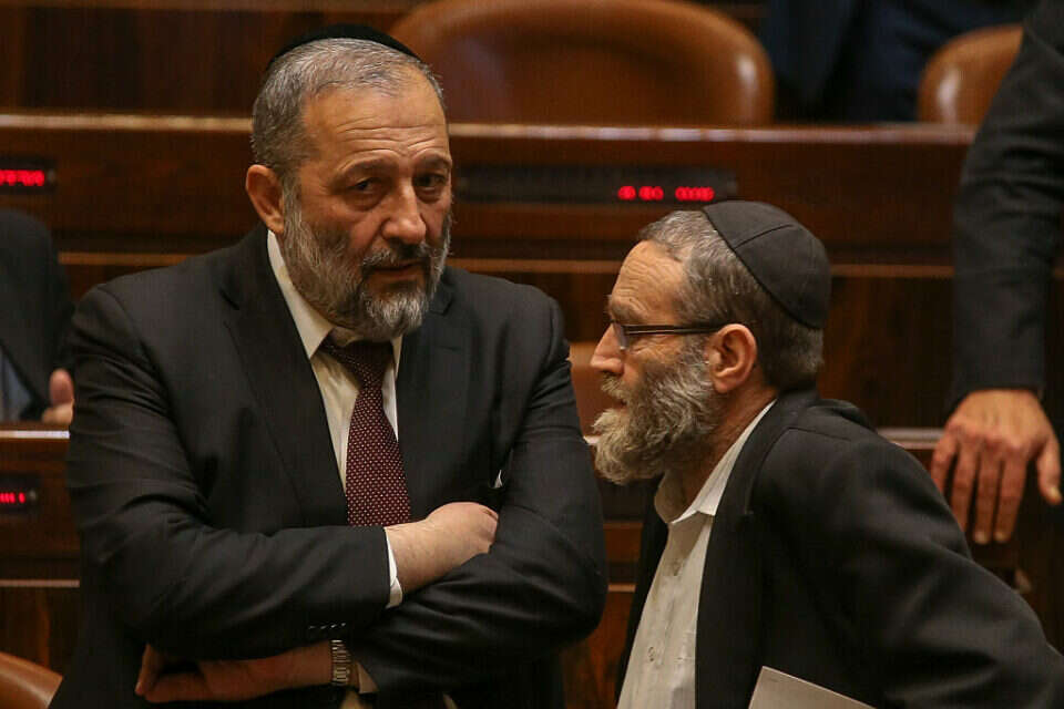 גפני ודרעי , אורן בן חקון