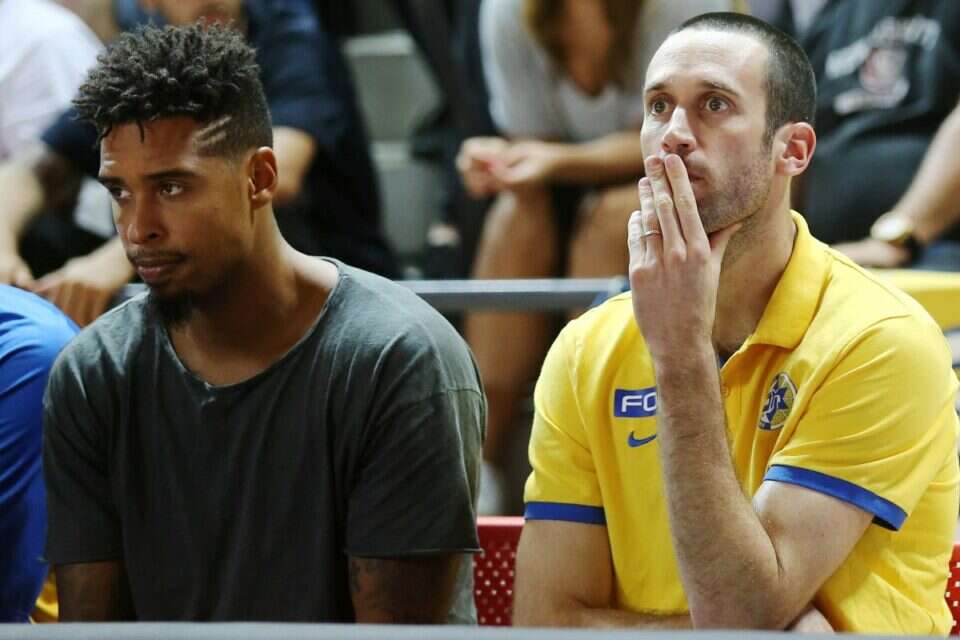 יבזורי ולנדסברג על הספסל. המצב יוביל למרמור? // יבזורי ולנדסברג על הספסל. המצב יוביל למרמור? ,