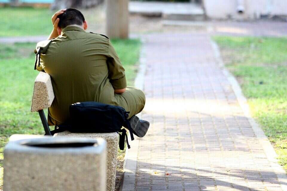 נדרש לשרת שנתיים במולדתו (אילוסטרציה) // צילום: עמי שומן // נדרש לשרת שנתיים במולדתו (אילוסטרציה) , 