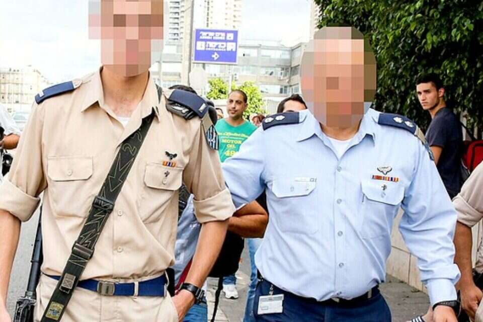 סג"מ דניאל. ניטרל מחבל בת"א // צילום: יהושע יוסף // סג"מ דניאל. ניטרל מחבל בת"א ,
