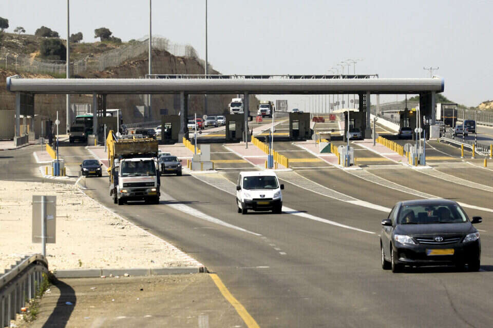 מגבירים את האבטחה, כביש 443 , אורן נחשון