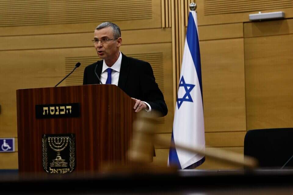 שר המשפטים יריב לוין , אורן בן חקון