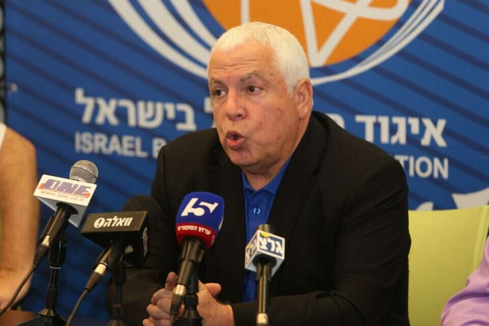 צילום: עמי שומן // גרשון: "תשאל שחקנים על ההבדל בין דן למאמנים שלפניו" ,
