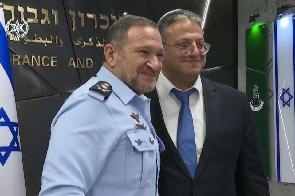 השר בן גביר והמפכ"ל שבתאי (ארכיון) , דוברות המשטרה