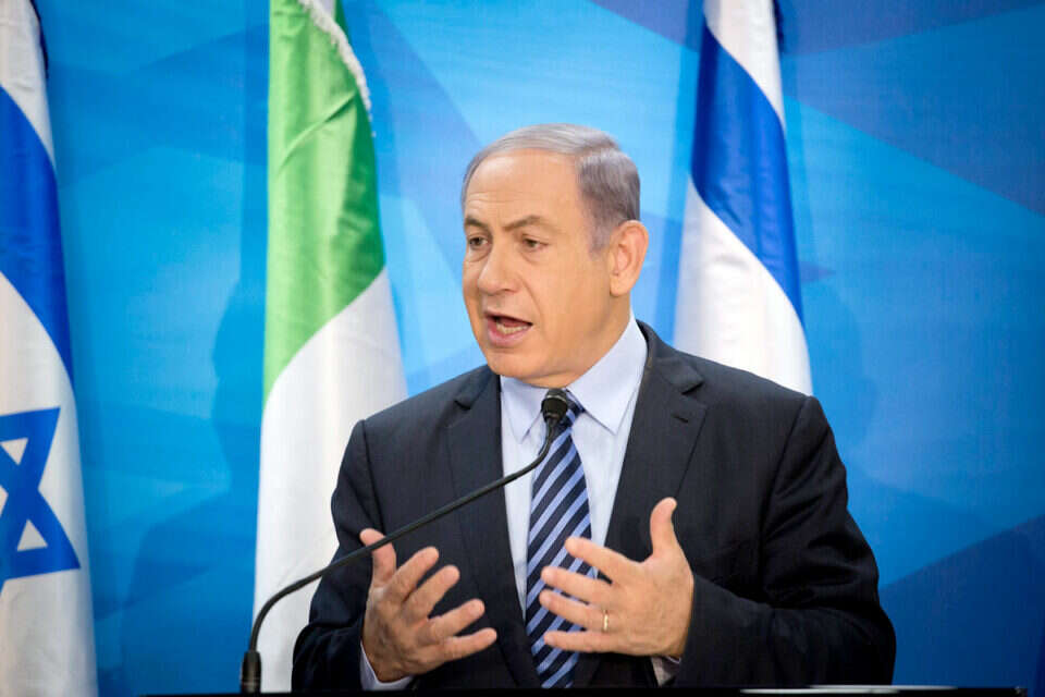 הצהיר בעבר כי חאן אל-אחמר יפונה. רה"מ נתניהו , טלי מאיר