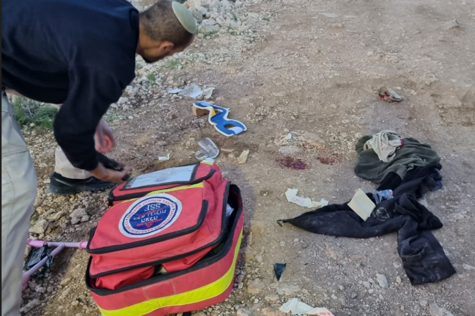 זירת פיגוע הדקירה בדרום הר חברון , הצלה ללא גבולות
