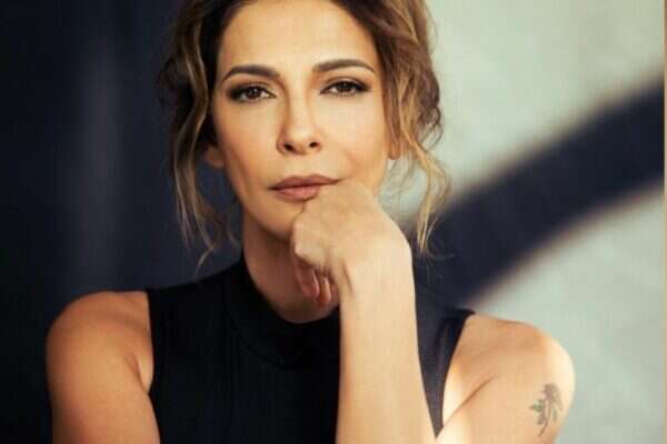 שרון חזיז , שי יחזקאל