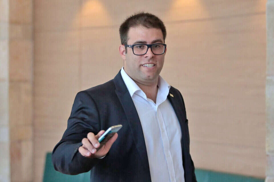 חזן. עלול למצוא את עצמו מורחק מהליכוד ומהכנסת /// צילום: אורן בן חקון // חזן. עלול למצוא את עצמו מורחק מהליכוד ומהכנסת , 