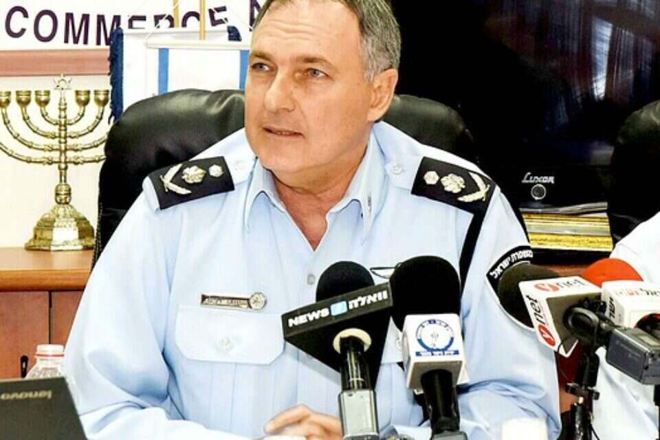 "צריך להתמודד עם הנושא". דנינו, אתמול // צילום: דודו גרינשפן // "צריך להתמודד עם הנושא". דנינו, אתמול ,