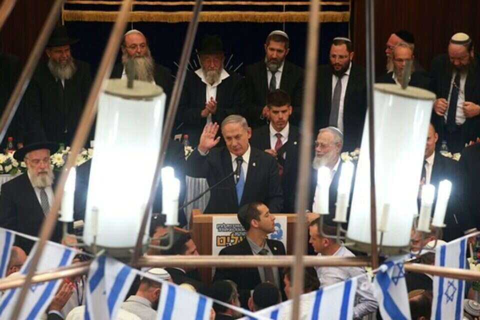 צילום: מירי צחי // נתניהו במרכז הרב ,