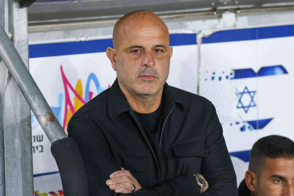 אבוקסיס, הערב בטדי. כועס על ההגנה  , דני מרון