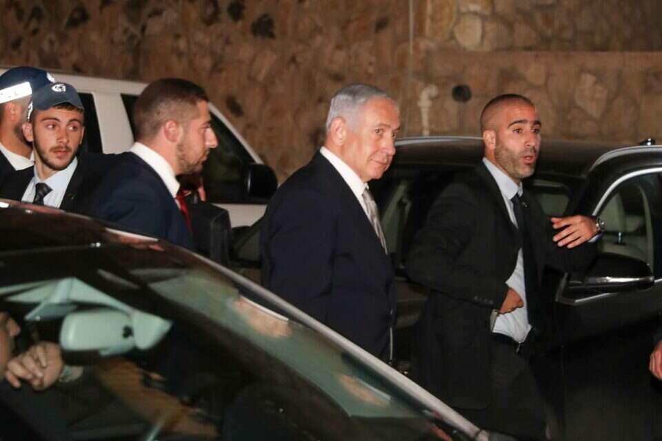 נתניהו מגיע לביתו של דרעי ברביעי בערב