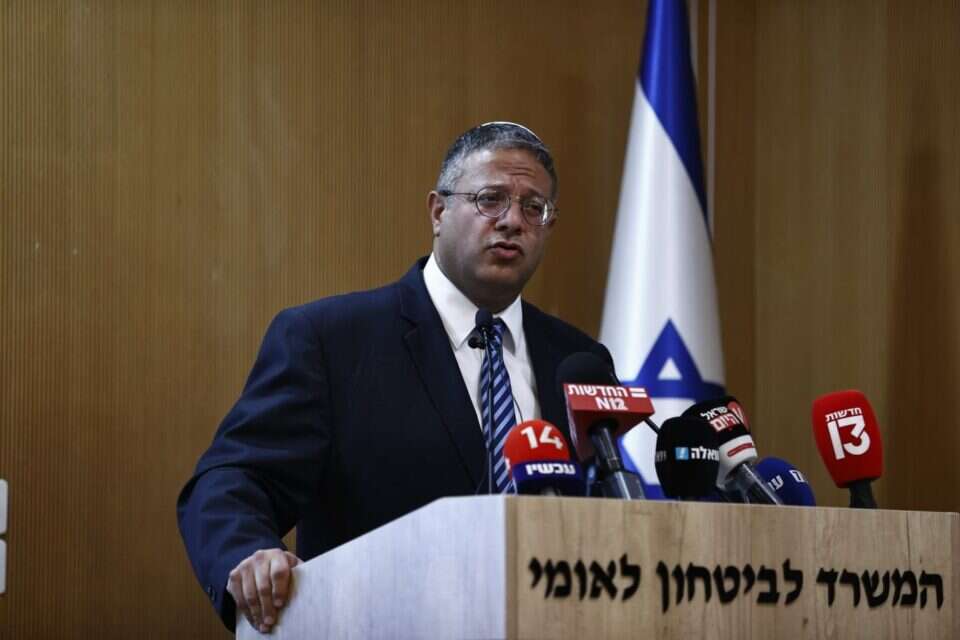 בן גביר , אורן בן חקון