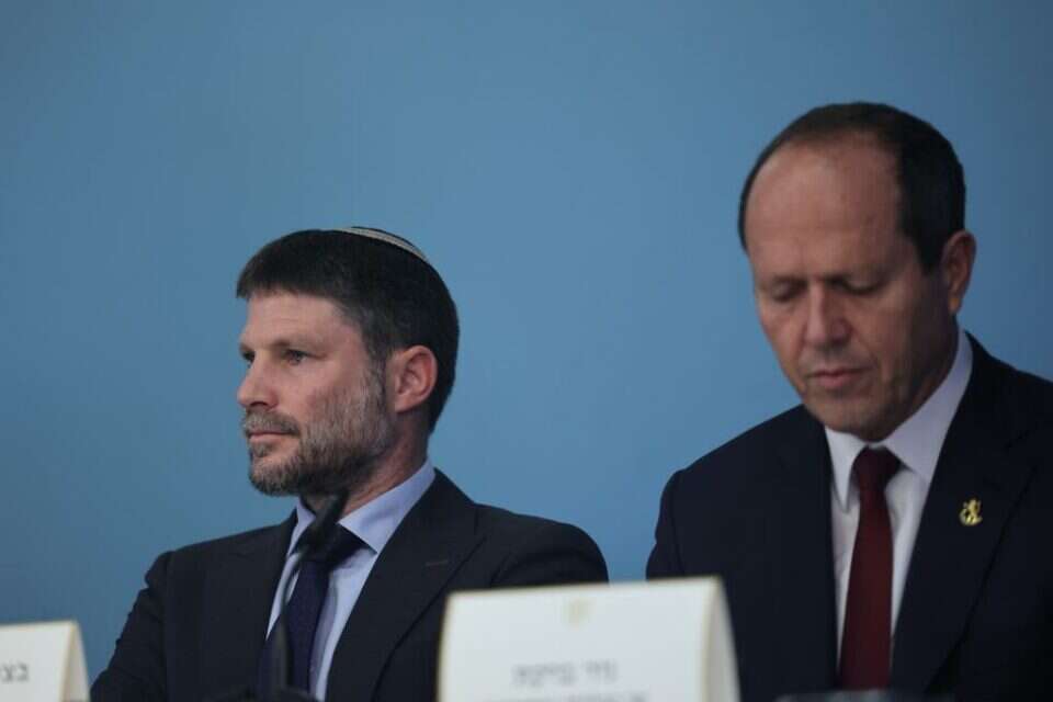 Barkat stings Smotrich: "I don't expect 'Grandmaizer' to understand"