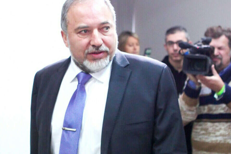 ליברמן. חשף את הרשימה //  צילום: יהושע יוסף // ליברמן. חשף את רשימת ישראל ביתנו לבחירות הקרובות , 