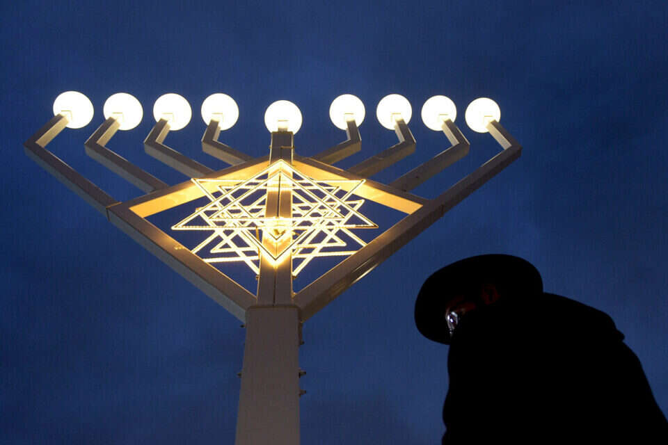 צילום: אי.פי.איי // חנוכייה בברלין, אתמול , אי.פי.איי