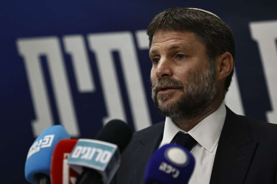 שר האוצר, בצלאל סמוטריץ' , אורן בן חקון