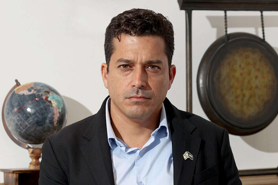 "בשונה ממה שחשבו רבים, מתחילת הלחימה המגזר הערבי מגלה אחריות רבה". השר שיקלי (ארכיון) , קוקו