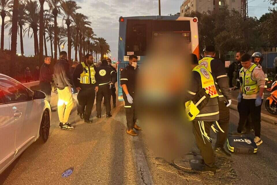 זירת התאונה בנתניה , תיעוד מבצעי מד"א