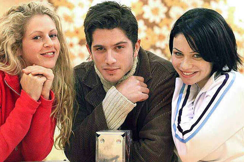 בוימולד, דנקר וטייב מתוך "השיר שלנו"