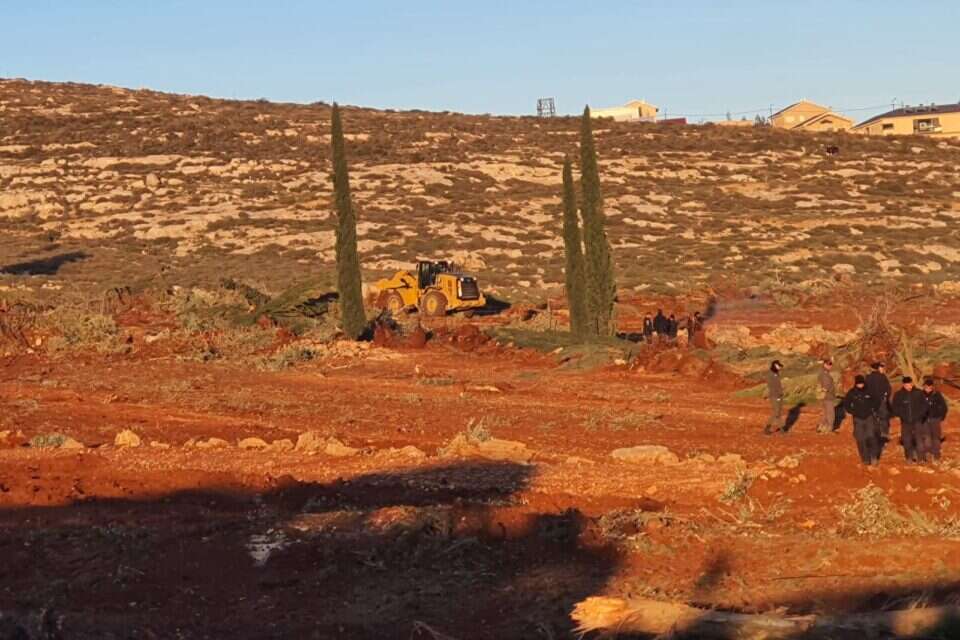 ההרס בנחלת חן נמשך ,  ישי פרנק/TPS