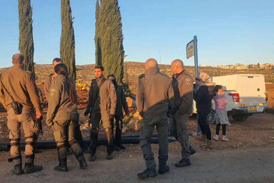 כוחות מג"ב במקום ,  ישי פרנק/TPS