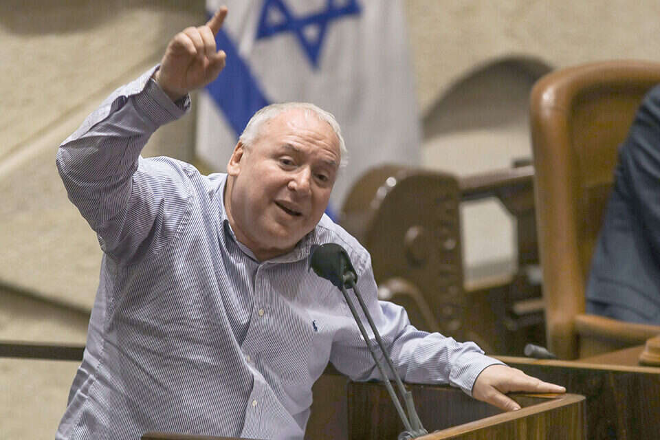 דוד אמסלם , אורן בן חקון
