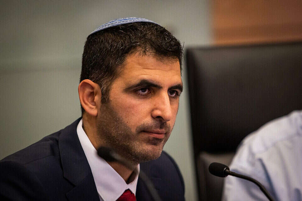 השר שלמה קרעי (ארכיון) , אורן בן חקון