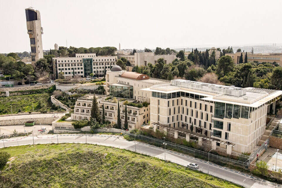 האוניברסיטה העברית בירושלים , אורן בן חקון