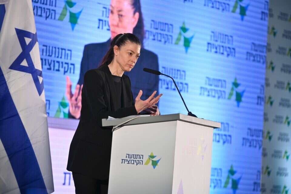 יו"ר העבודה בכנס הנהגת הקיבוצים בים המלח , אלעד גוטמן