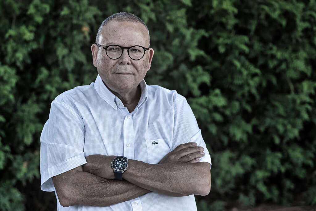 ארנון בר דוד , יהושע יוסף