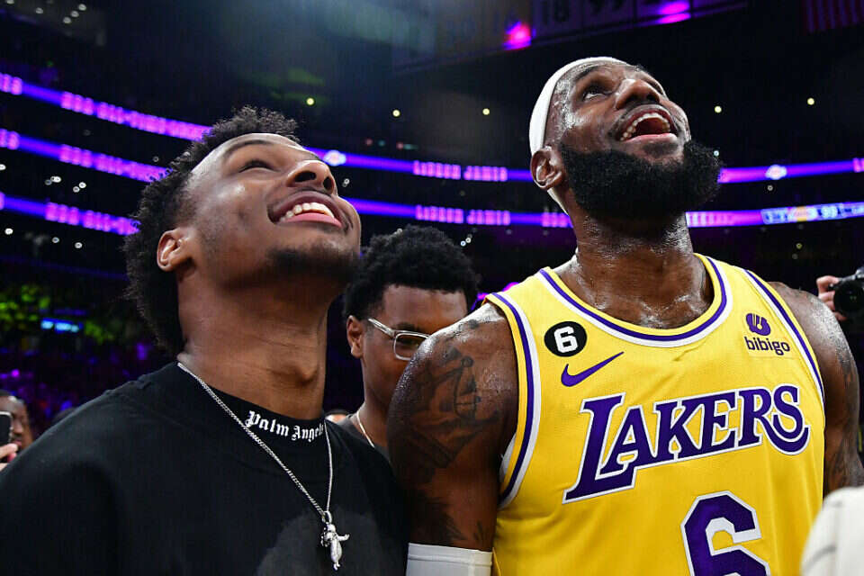 לברון וברוני ג'יימס , USA TODAY Sports