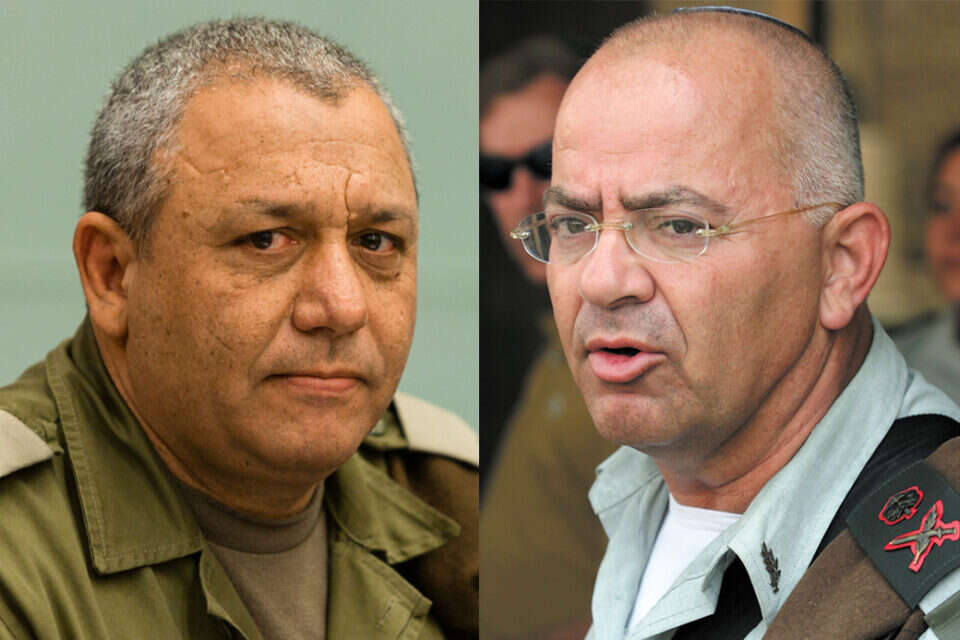 אלוף יאיר נווה ואלוף גדי אייזנקוט // צילום: הדודי ועקנין // אלוף יאיר נווה ואלוף גדי אייזנקוט ,