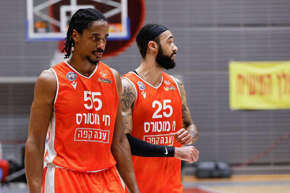 מיינסי והארל. נס ציונה מתרחקת מפיינל פור הליגה הצפון אירופית , מאור אלקסלסי