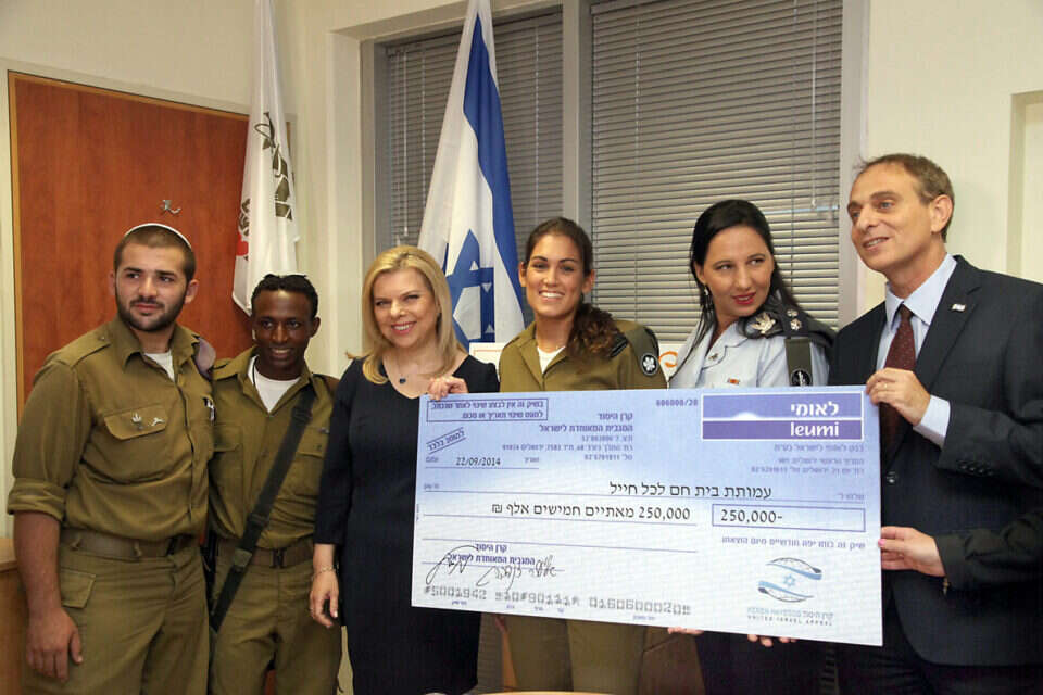 שרה נתניהו למען החיילים // צילום: גדעון מרקוביץ' // בית חם לכל חייל ,