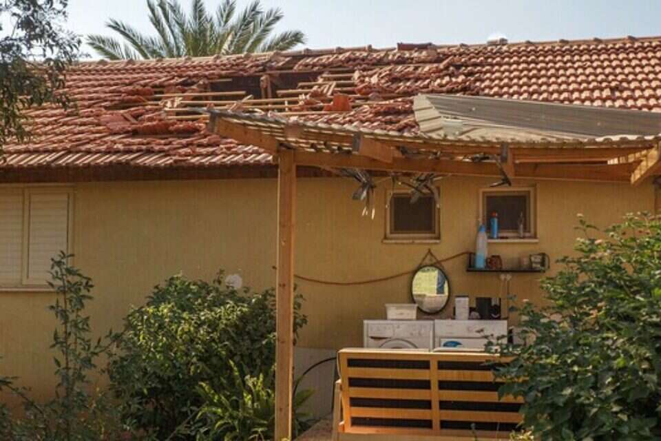 פגיעה בבית בנחל עוז בשבוע שעבר , אנצ'ו גוש - ג'יני //