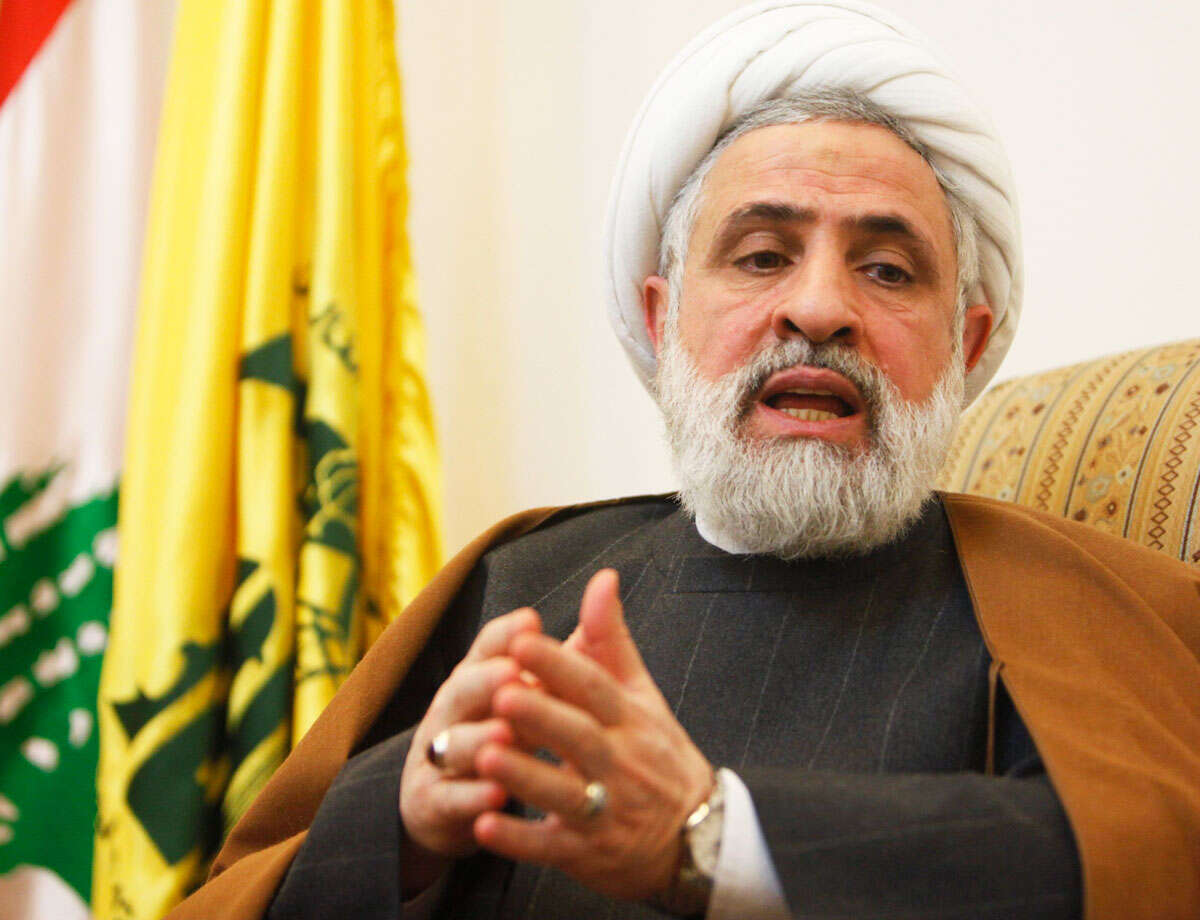 מנגנוני הביטחון החלשים לא יוכלו לכפות על חיזבאללה לוותר על נשקו. מזכ"ל הארגון נעים קאסם , רויטרס