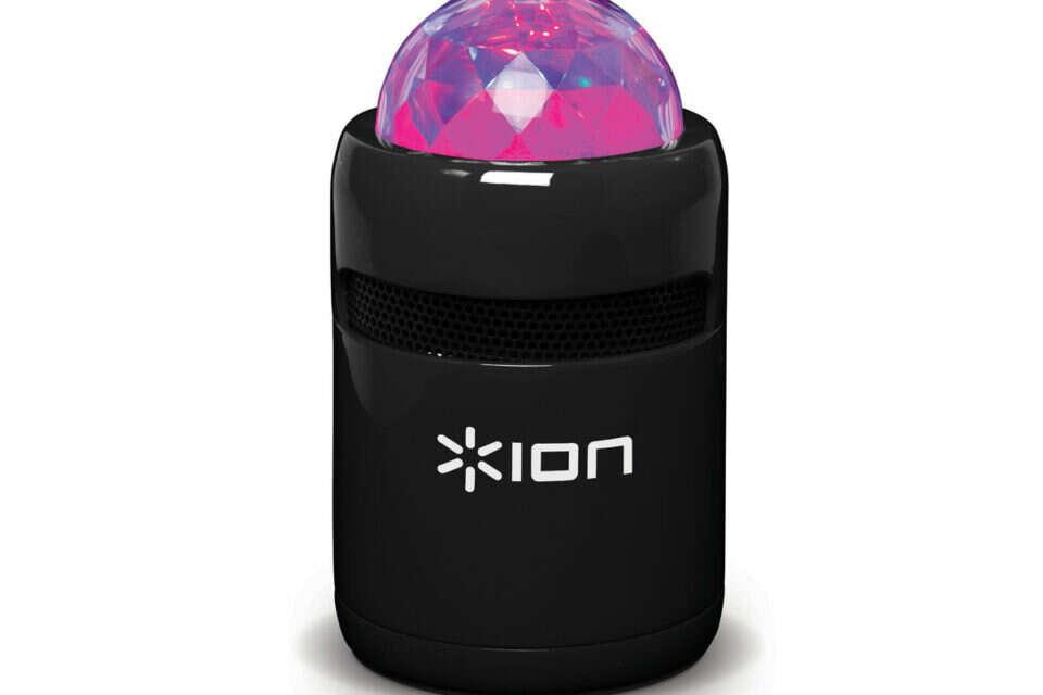 מיני רמקול אלחוטי של IonAudio // מיני רמקול אלחוטי של IonAudio ,