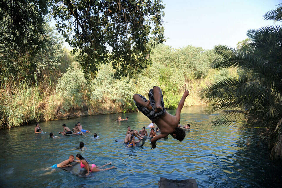 מבלים בעמק המעיינות הסמוך לבית שאן , גיל אליהו/ג'יני