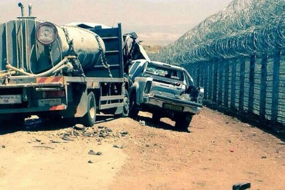 מיכלית המים שבה ישב מוחמד בן ה־13, אתמול // מיכלית המים שבה ישב מוחמד בן ה־13, אתמול ,