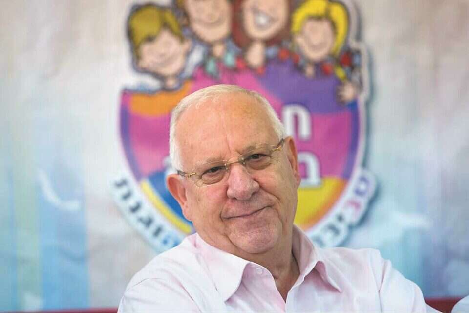 כיצד תשפיע הודעתו של רה"מ בנימין נתניהו על החלטתו לתמוך בריבלין על עמדתם של נציגי ש"ס ויהדות התורה? // כיצד תשפיע הודעתו של רה"מ בנימין נתניהו על החלטתו לתמוך בריבלין על עמדתם של נציגי ש"ס ויהדות התורה? , 