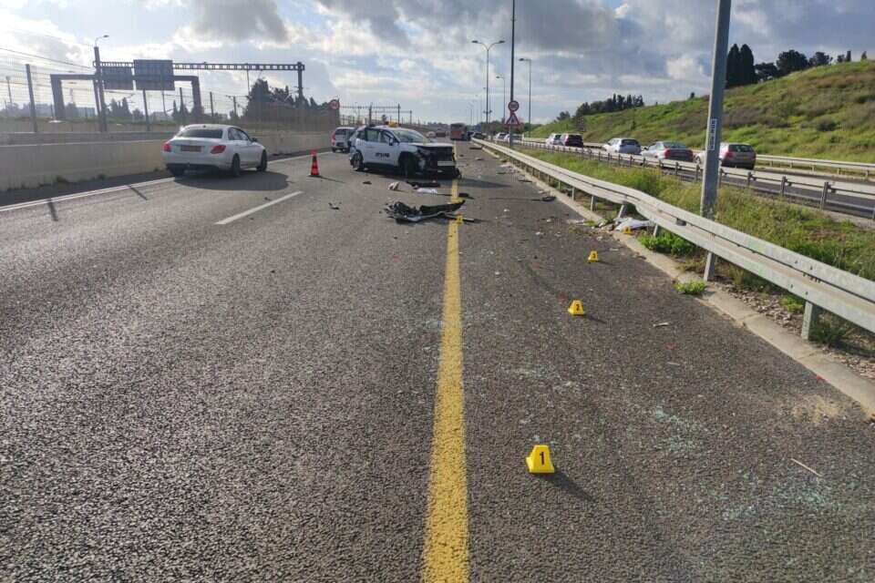 נהג מונית נפגע אנוש. תאונת הדרכים ליד מחלף כפר שמריהו , דוברות המשטרה