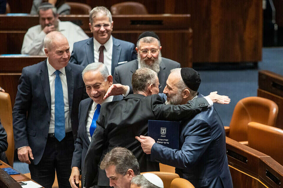 השבעת הממשלה ה-37 (ארכיון) , אורן בן חקון